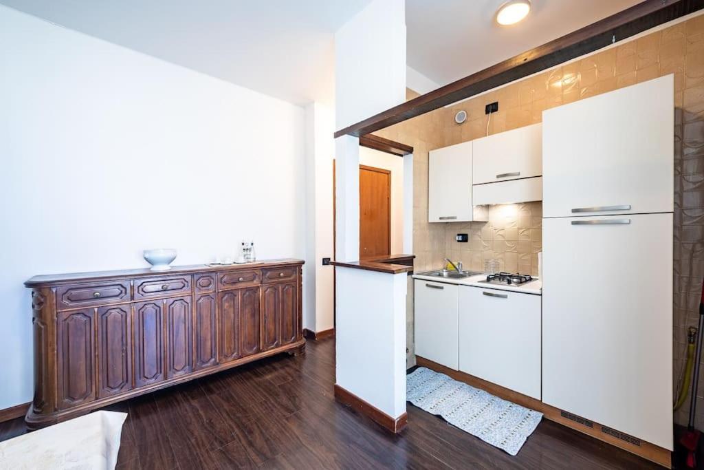 Апартаменты Casa Maggio Con Parcheggio E Pet Friendly! Верона Экстерьер фото